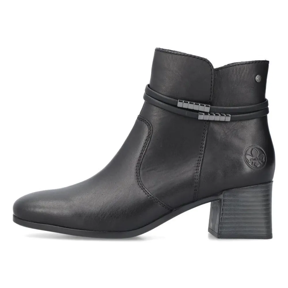 Rieker Susi 73 Black Leather Bootie (Women's)