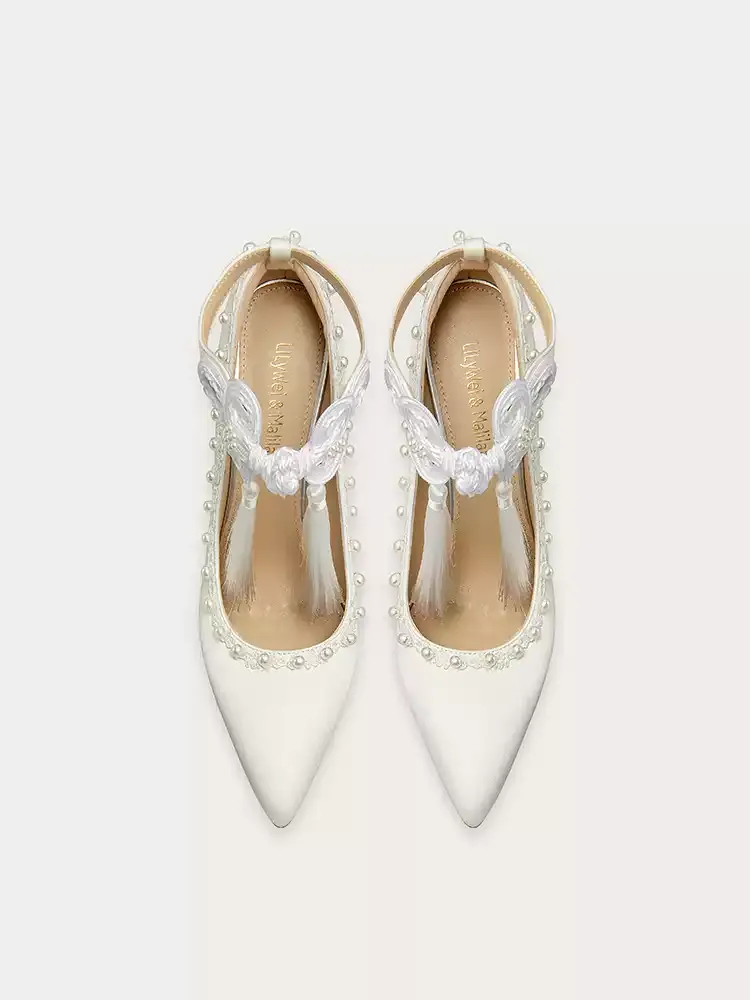Vintage-Inspired White Bridal High Heels with Tassel Accents - Elegant T-Strap Design